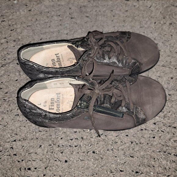 FINN COMFORT-Bexley-Brown Nubuck-Leaf Pattern/Zip Accents-Sz 6.5UK/9US-Excellent - Picture 7 of 8